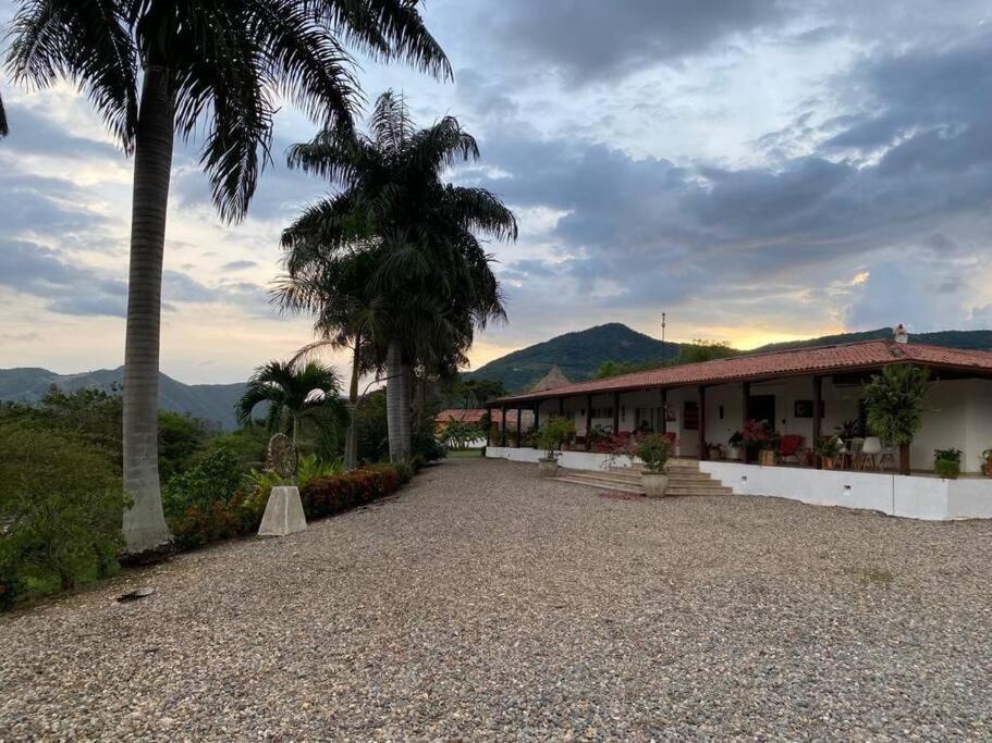 Finca Campestre Con Hermosa Vista Anapoima Exterior photo